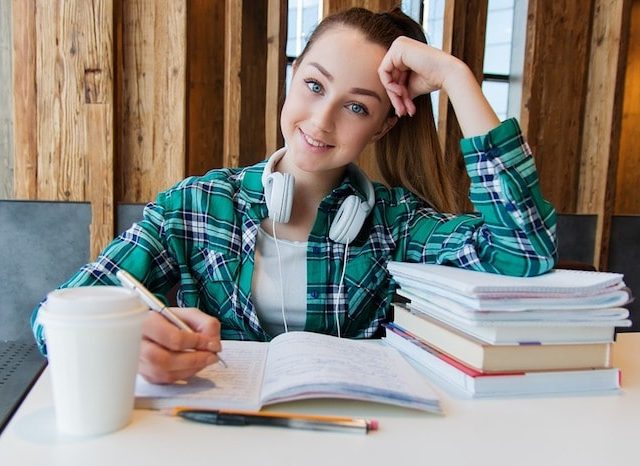 Comment Bien Débuter La Nouvelle Année Universitaire Et Rester Motivé Tout Au Long Du Semestre Comment Bien Débuter La Nouvelle Année Universitaire Et Rester Motivé Tout Au Long Du Semestre