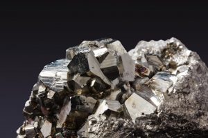 LITHOTHÉRAPIE : Quelles Pierres Pour Apaiser Le Stress ?
